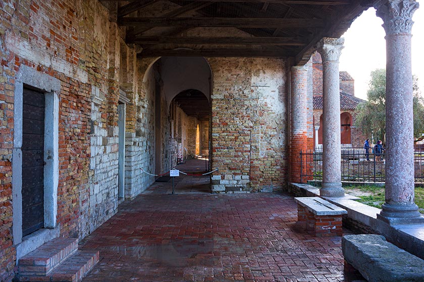 Campanile de Torcello dans la lagune de Venise