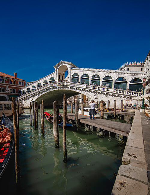 Rialto bridge in Venice